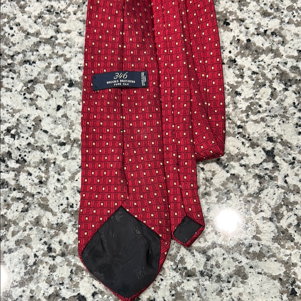 Brooks Brothers Red Textured Tie Classic Accessory - Picture 2 of 4